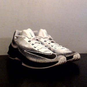 Nike Air Max Infuriate Low Running Shoes Size 10